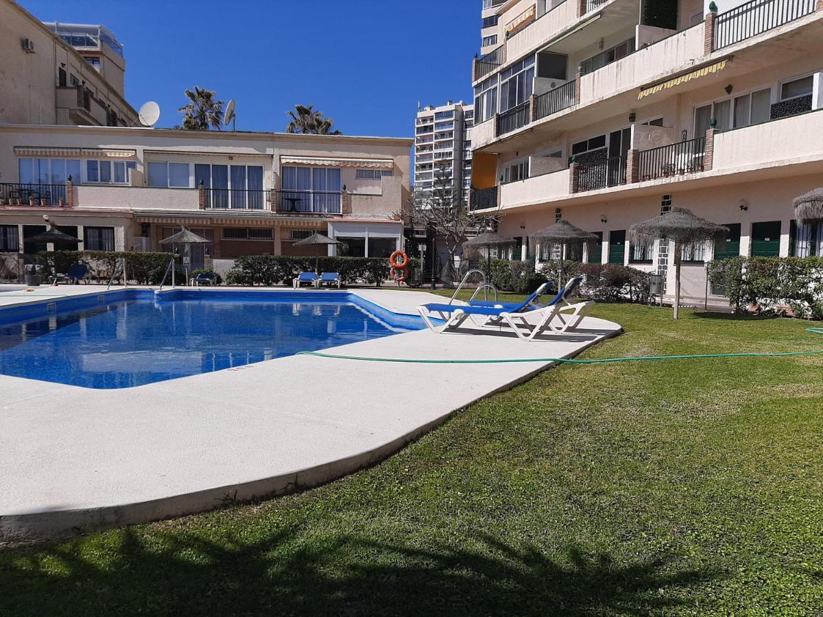 Апартаменты Apartamento Jazmin Playamar 1ª Linea De Playa Торремолинос Экстерьер фото